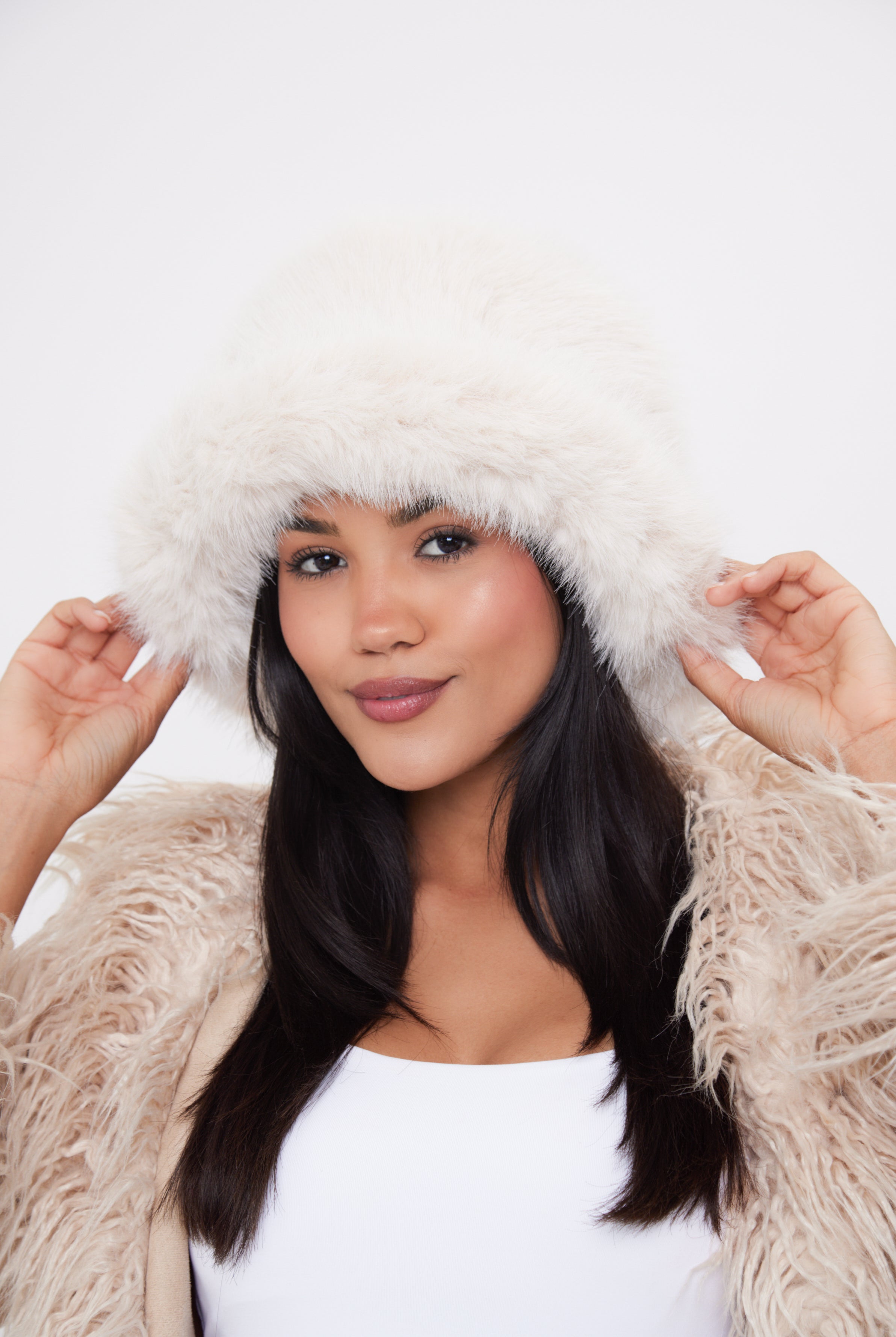 Women's stylish and ultra fluffy bucket hat made with soft faux fur in cream - My Accessories London