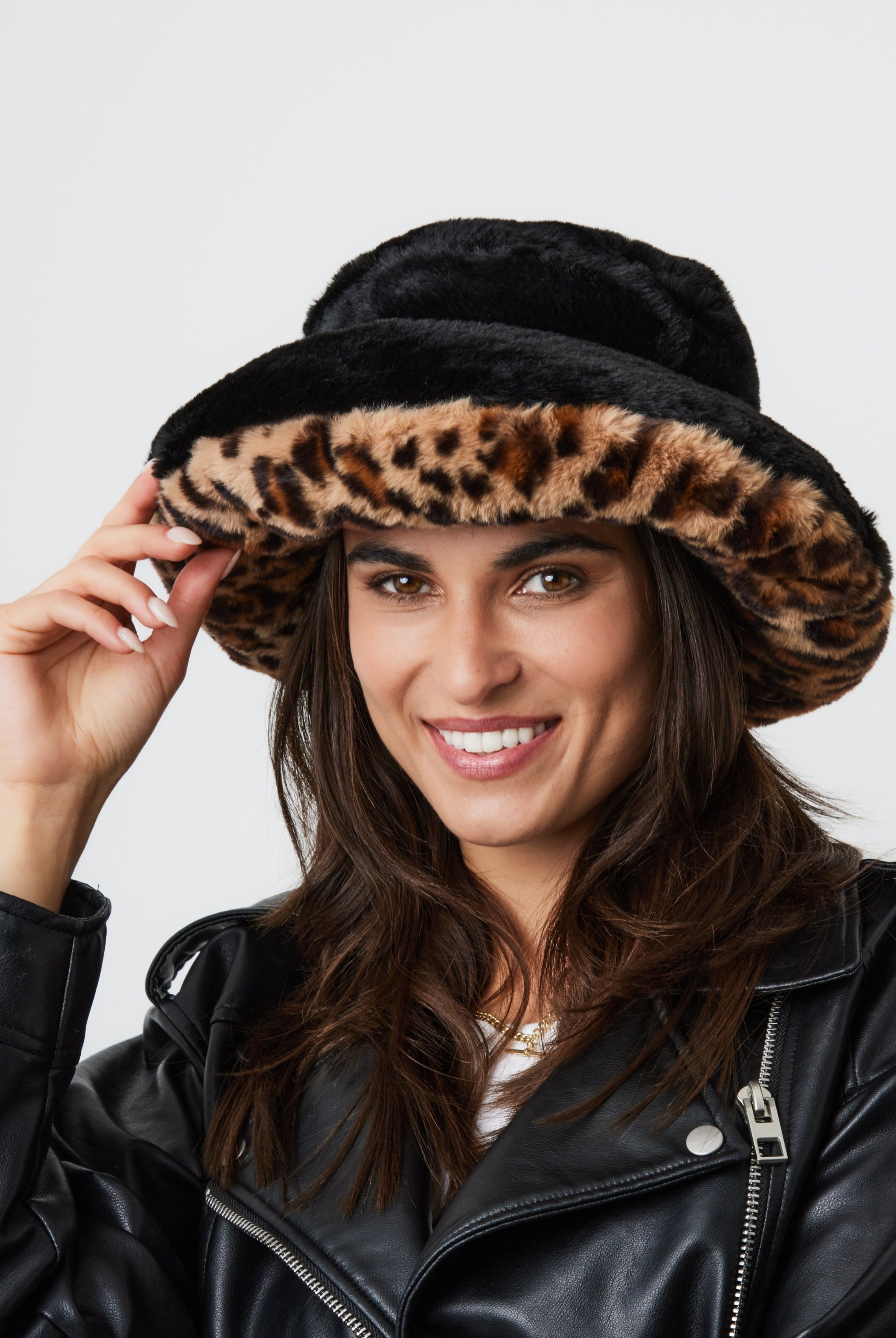 Women's Black and Leopard Fur Bucket Hat