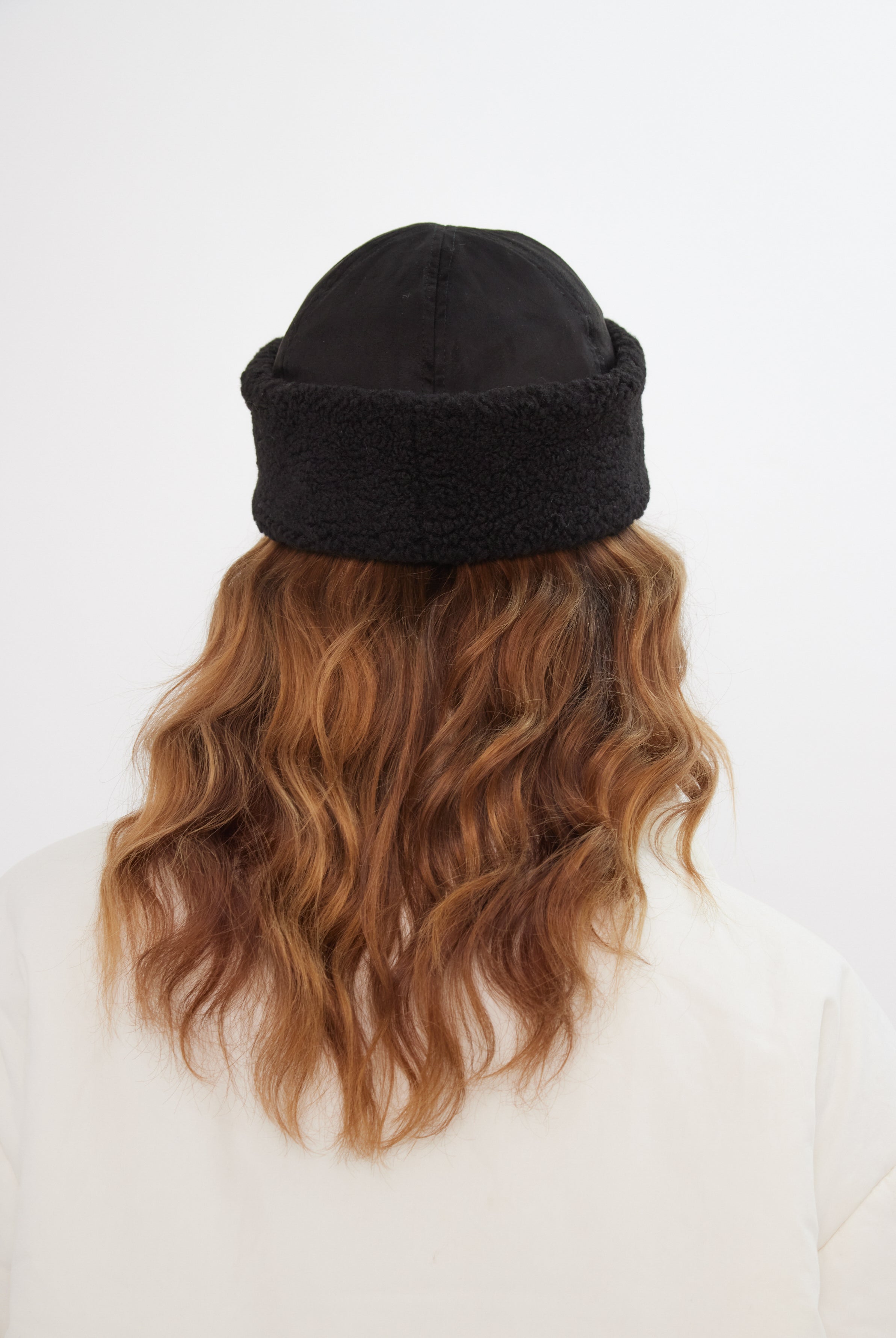 Women’s Suede and Borg Turn Up Beanie in Black
