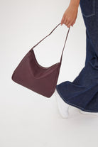 Women’s Slouchy Leather-Look Shoulder bag in Burgundy