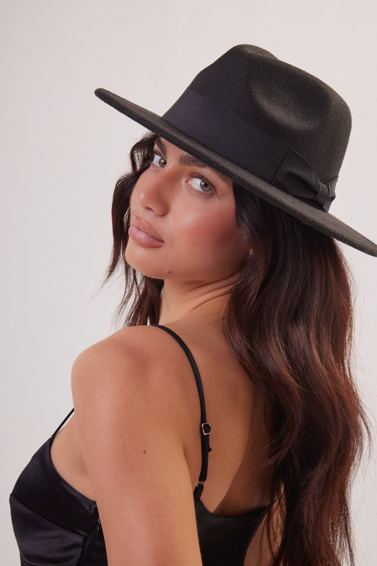 Women's Fedora with bow trim in Black