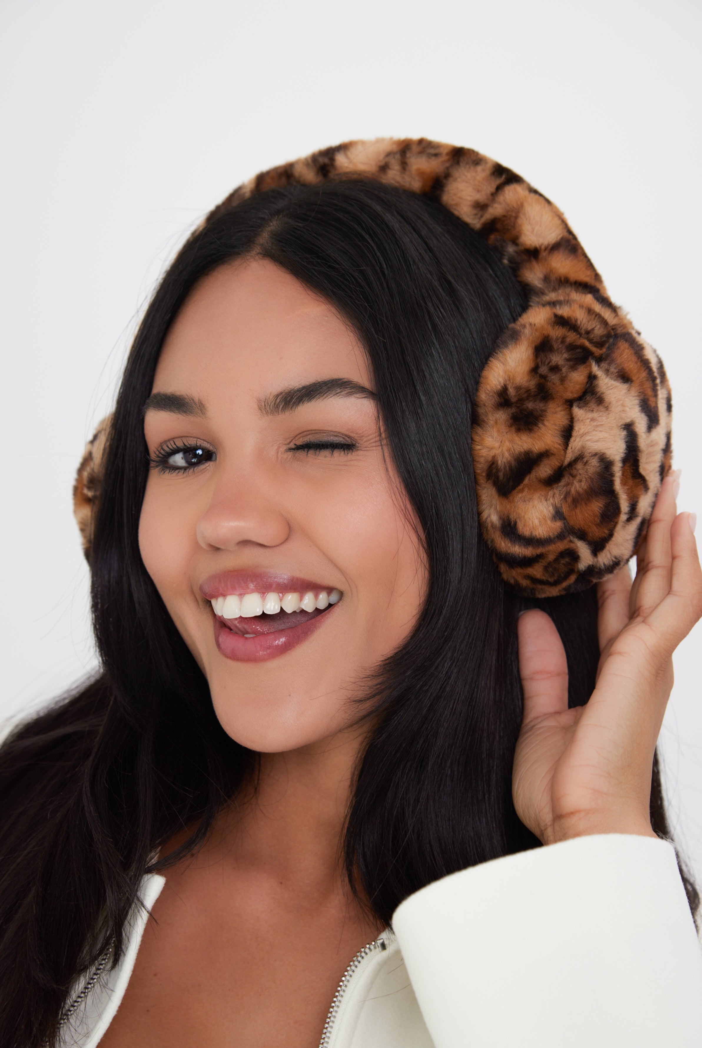 Woman's Fluffy Faux-Fur Earmuffs in Leopard Print