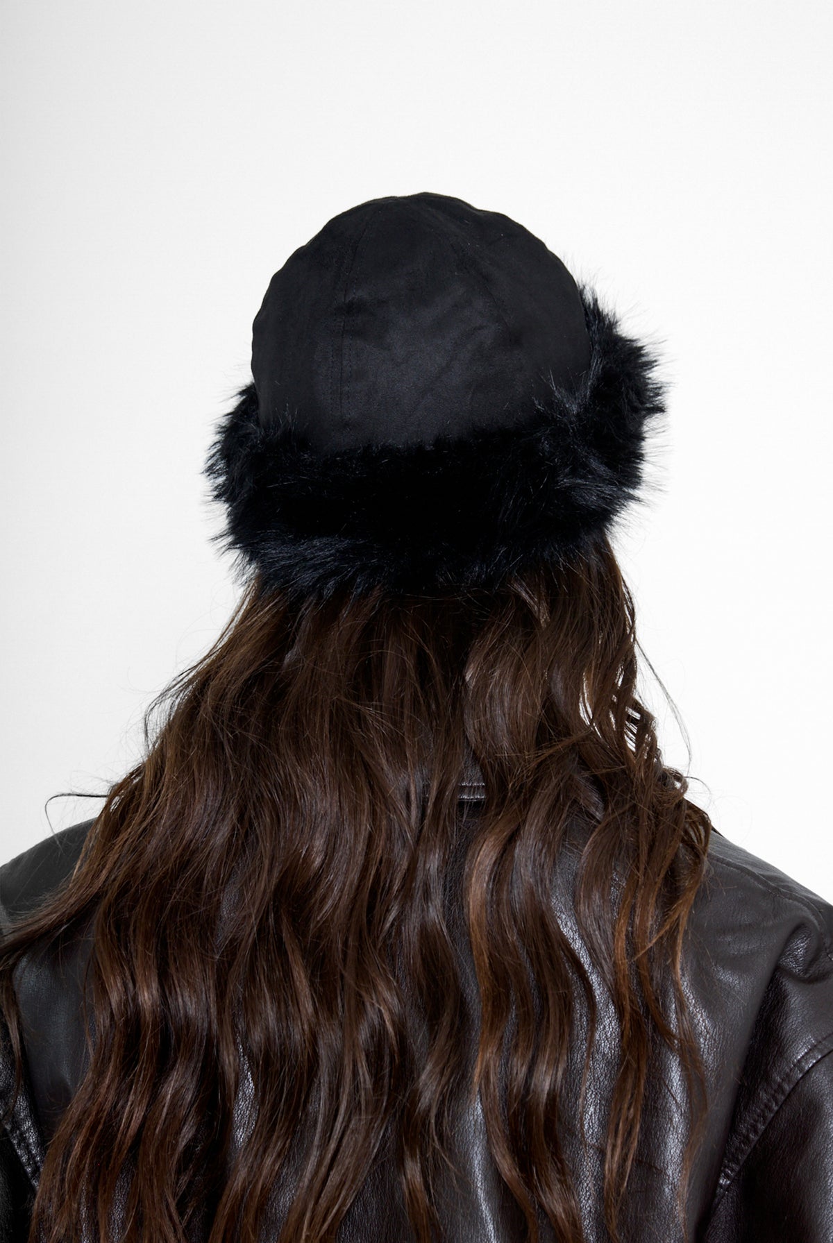 Women's Fluffy Fur Trim Beanie in Black