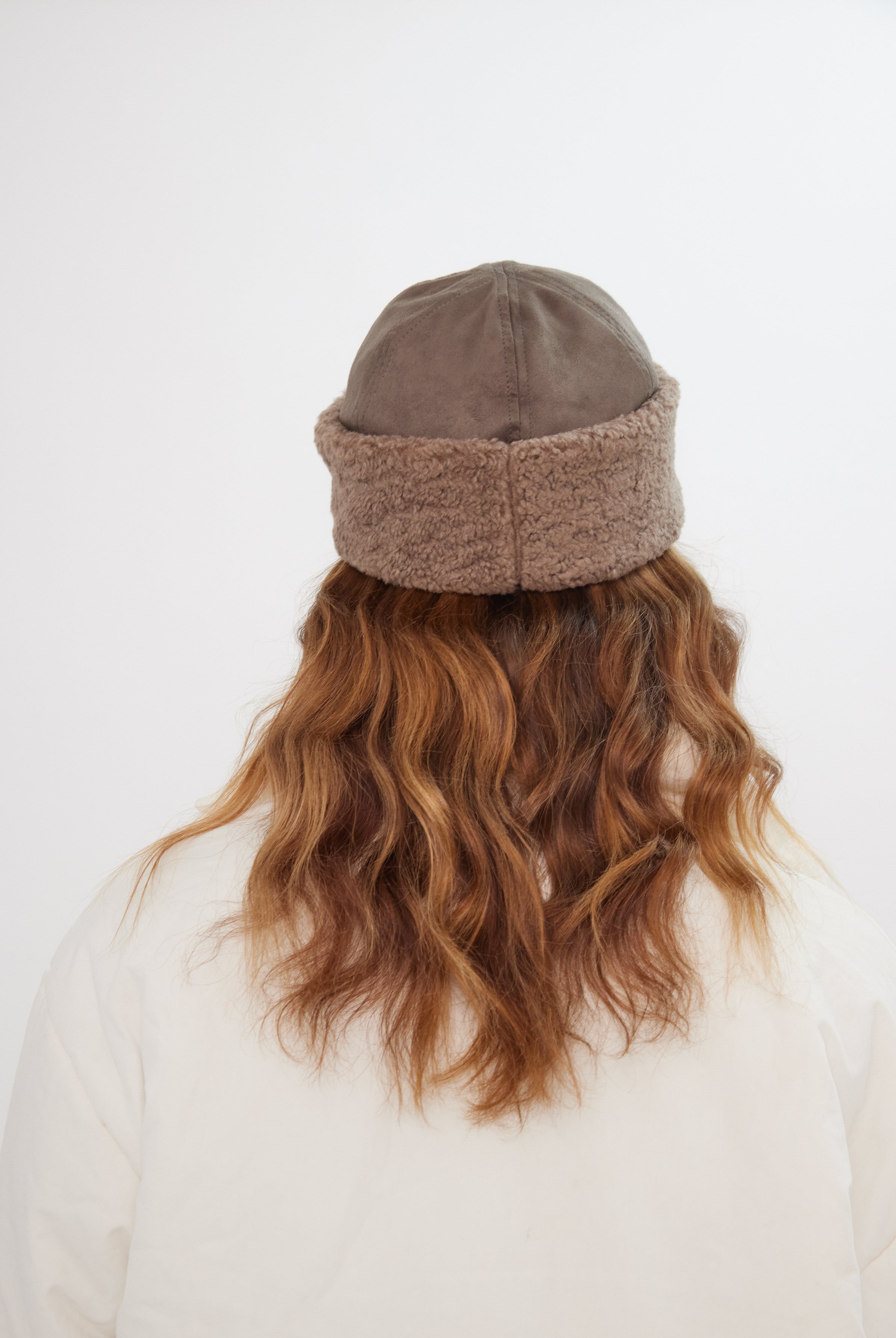 Women’s Suede and Borg Turn Up Beanie in Grey