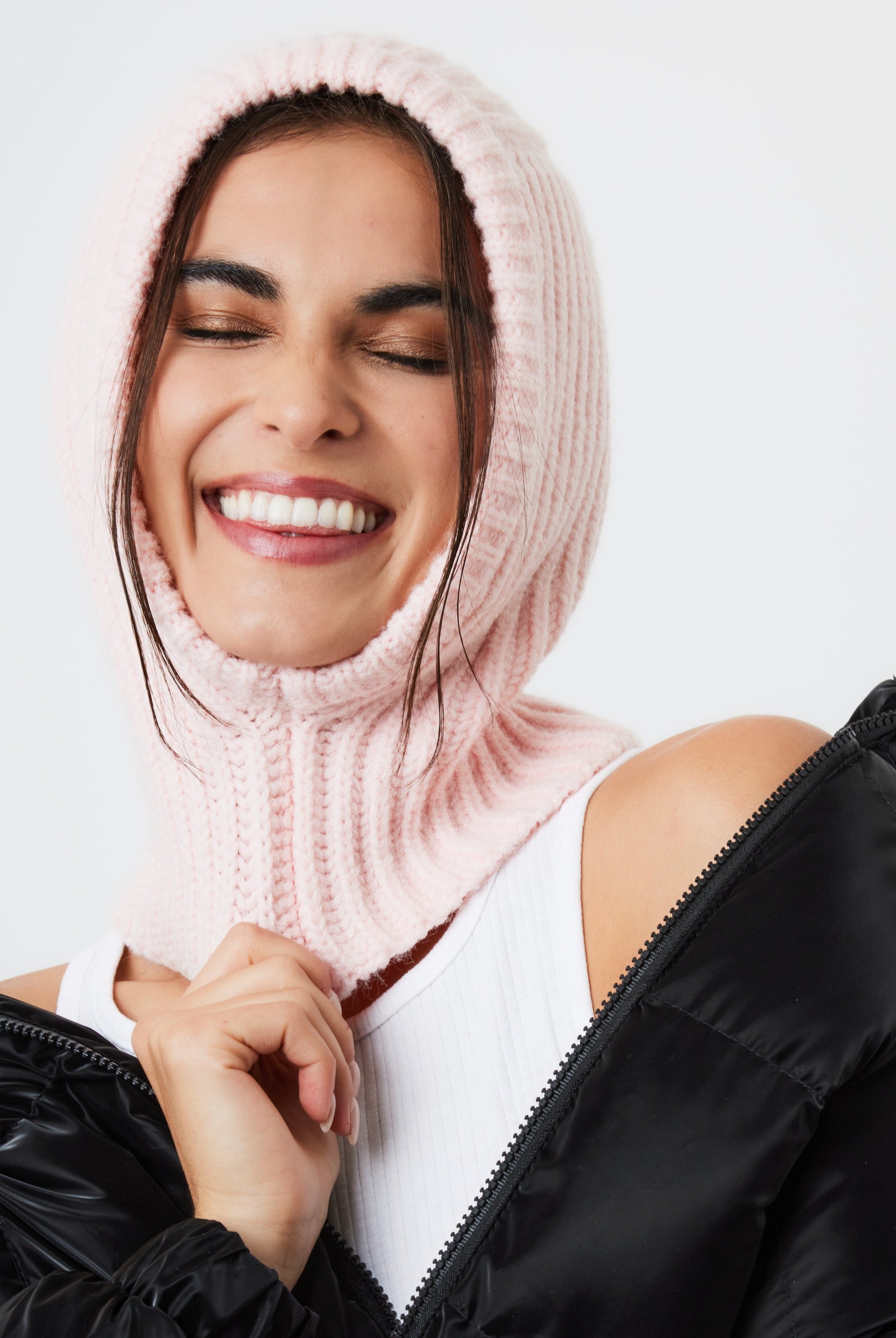 Woman's Knitted Hood Balaclava in Pink