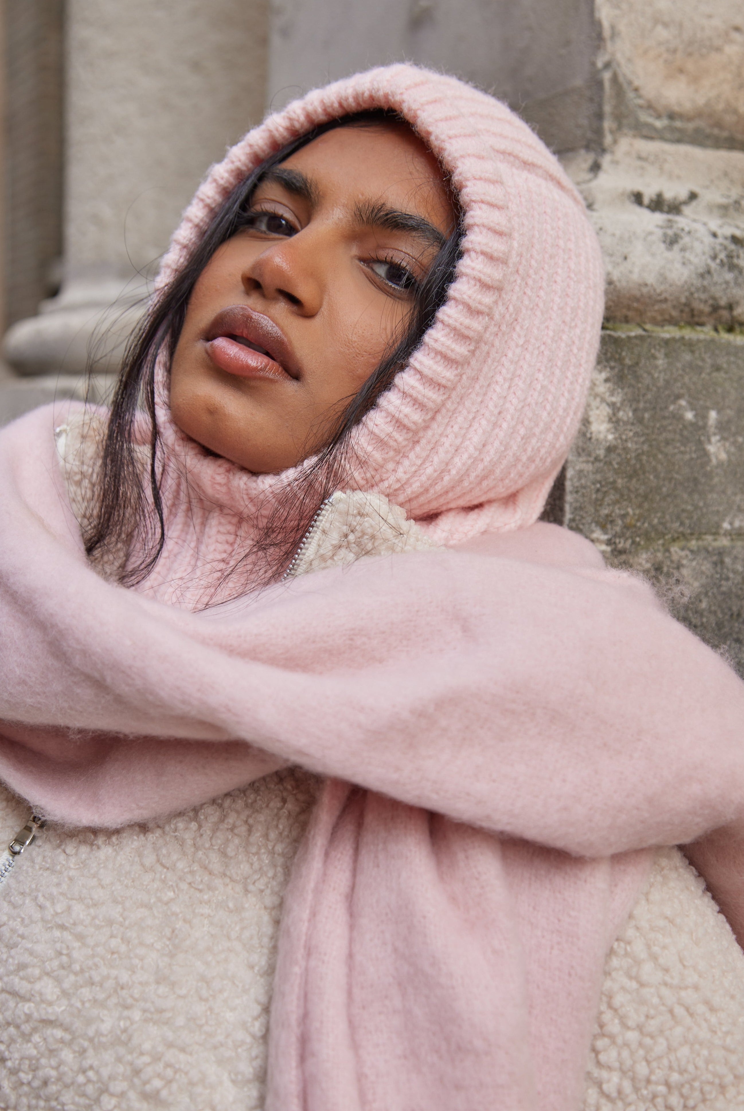 Woman's Knitted Hood Balaclava in Pink
