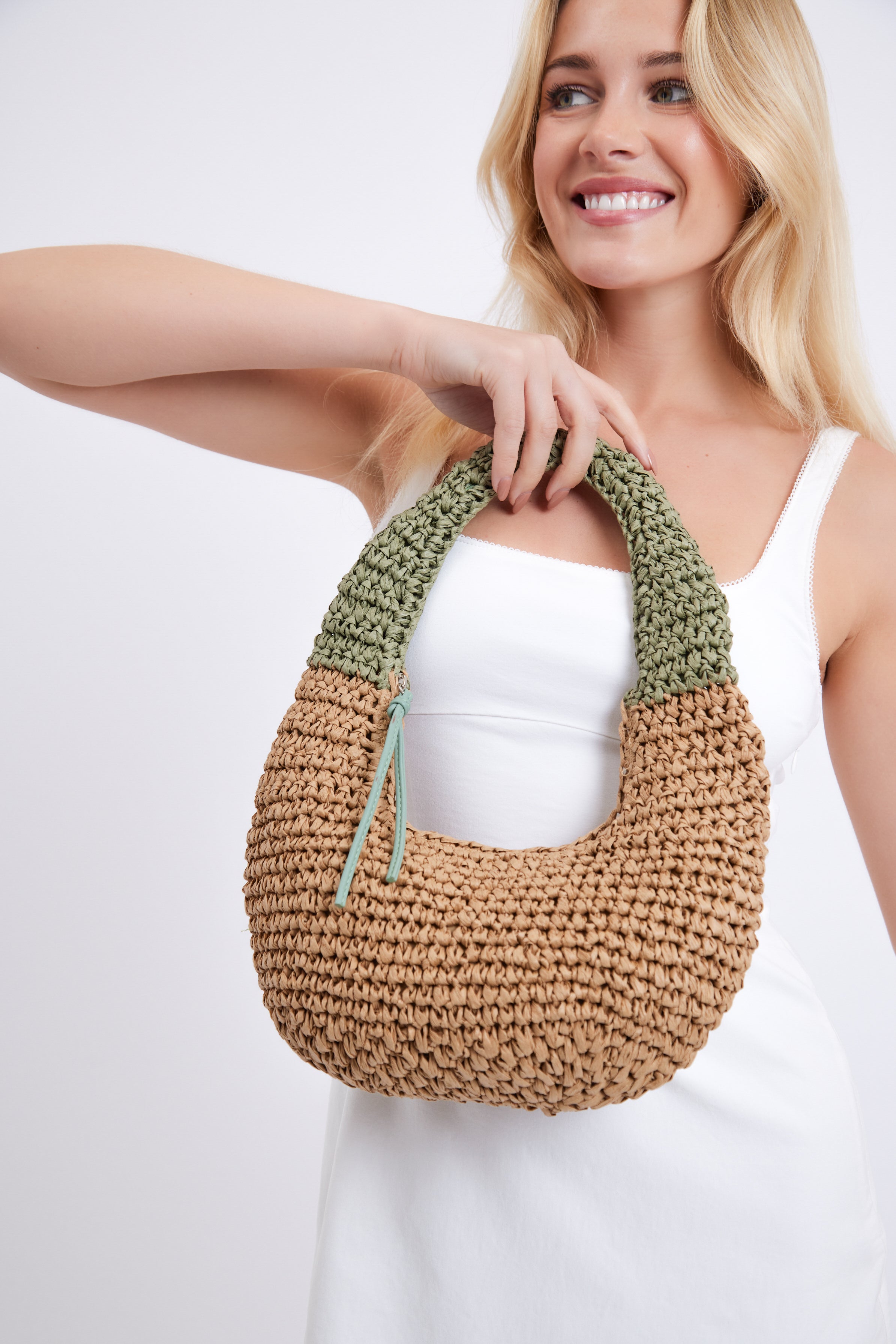 Women’s Round Straw Shoulder Bag in Natural with Green Handles