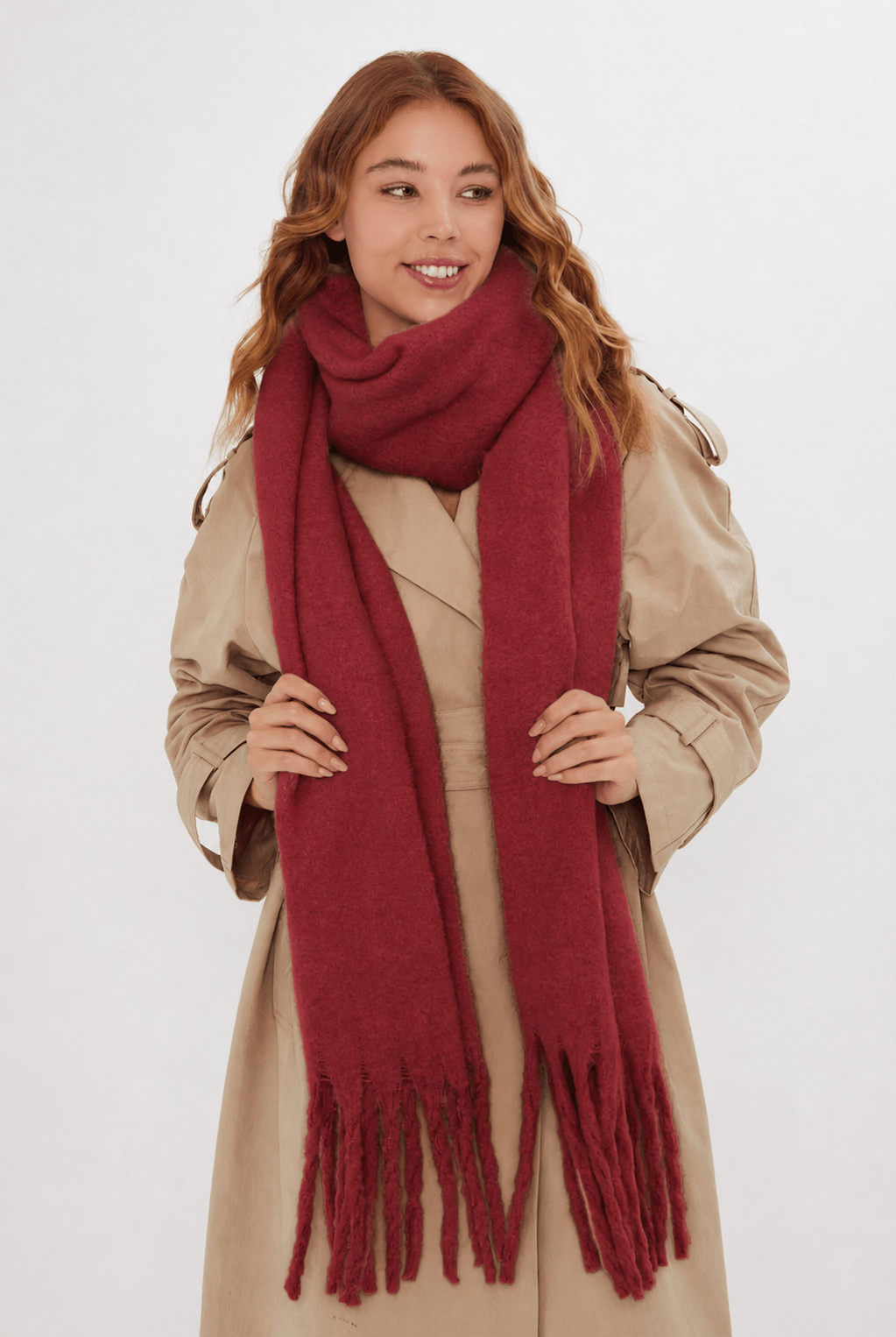 Women's Oversized Chunky Boucle Scarf in Rust Red