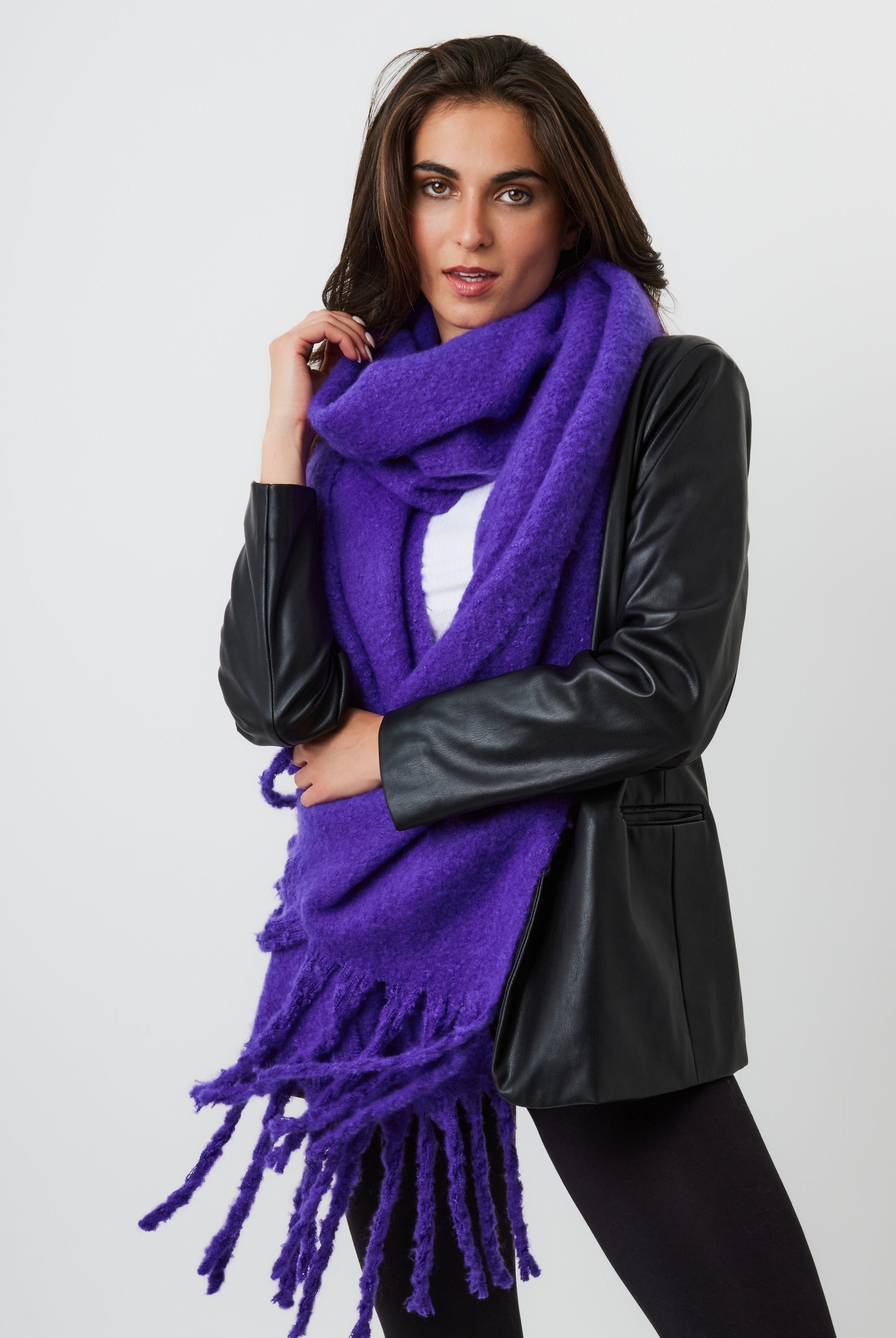 Woman's Oversized Chunky Soft Blanket Scarf in Dark Purple