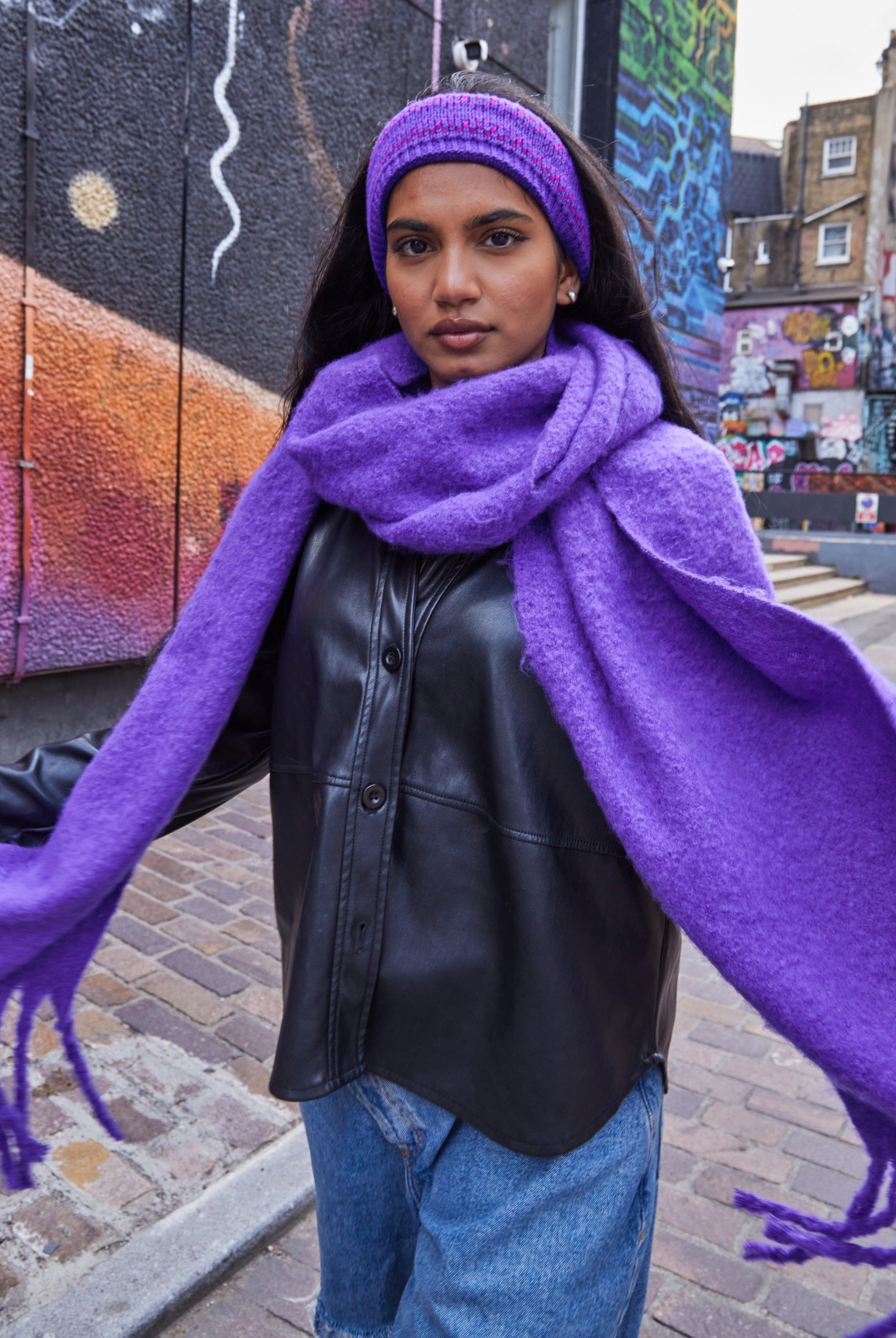 Woman's Oversized Chunky Soft Blanket Scarf in Dark Purple