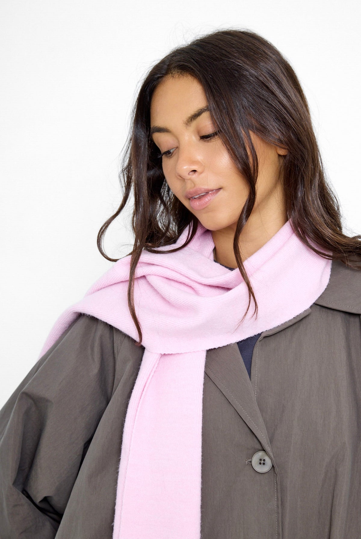 Women's Plain Knitted Scarf in Pink