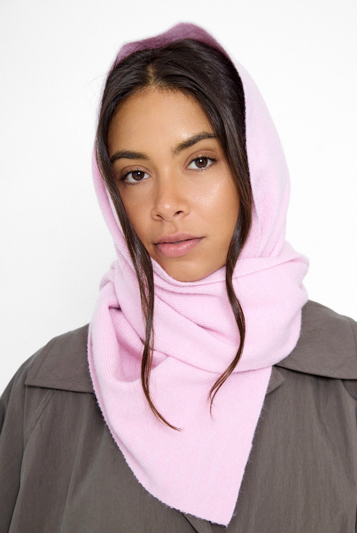 Women's Plain Knitted Scarf in Pink