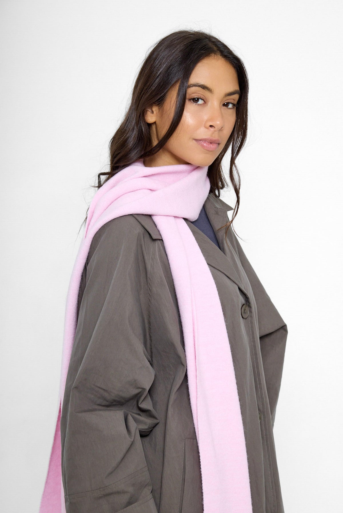Women's Plain Knitted Scarf in Pink