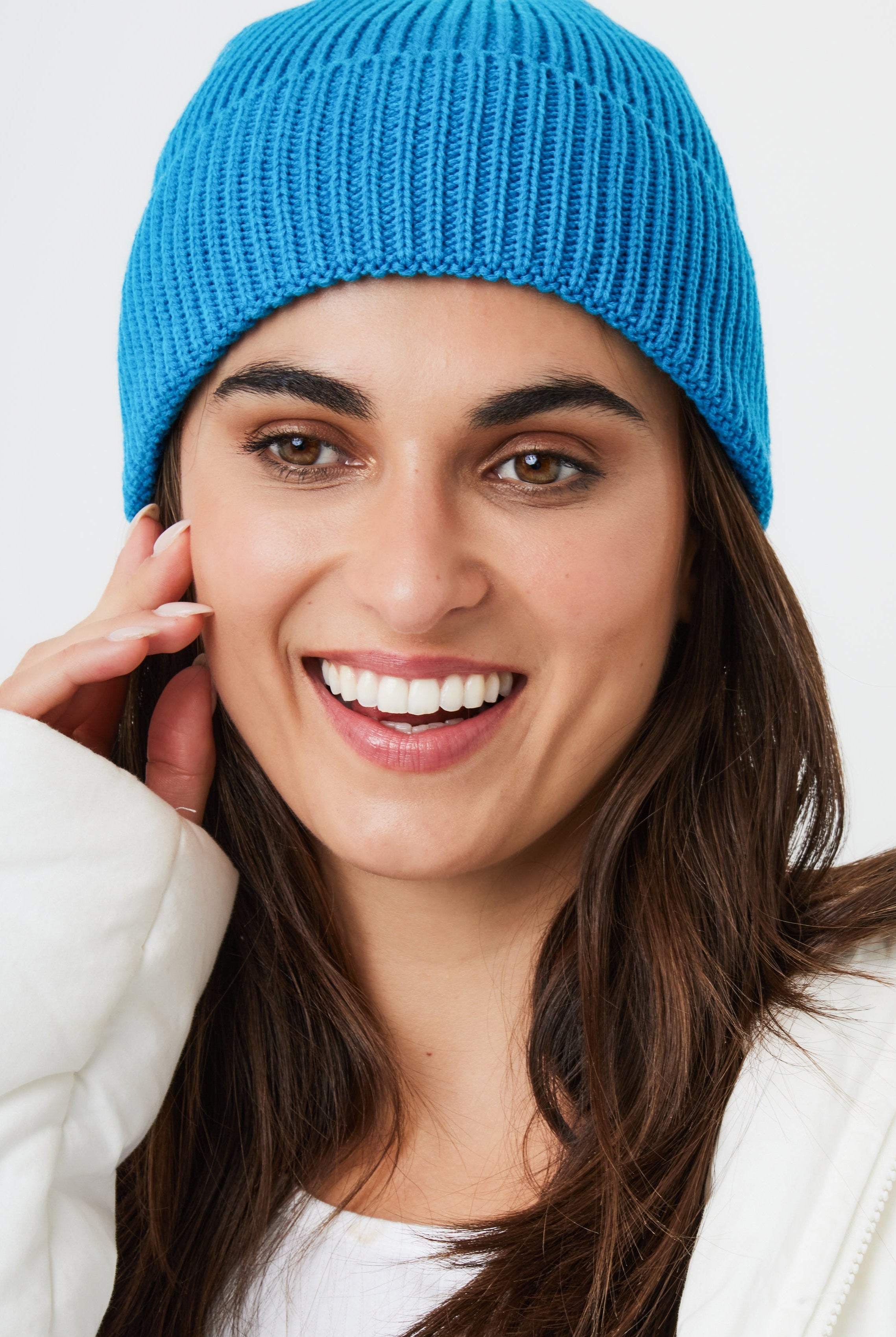 Woman's Ribbed Knitted Beanie in Blue