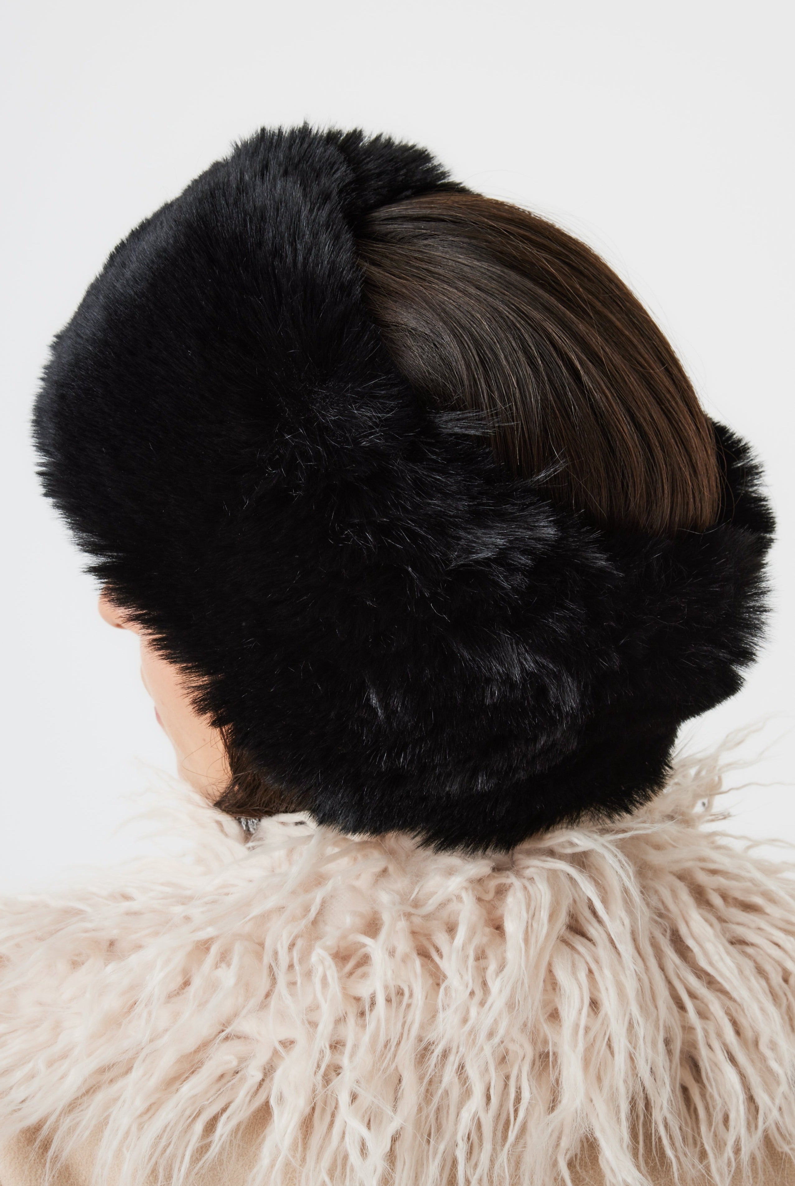 Woman's Super Fluffy Faux Fur Headband in Black