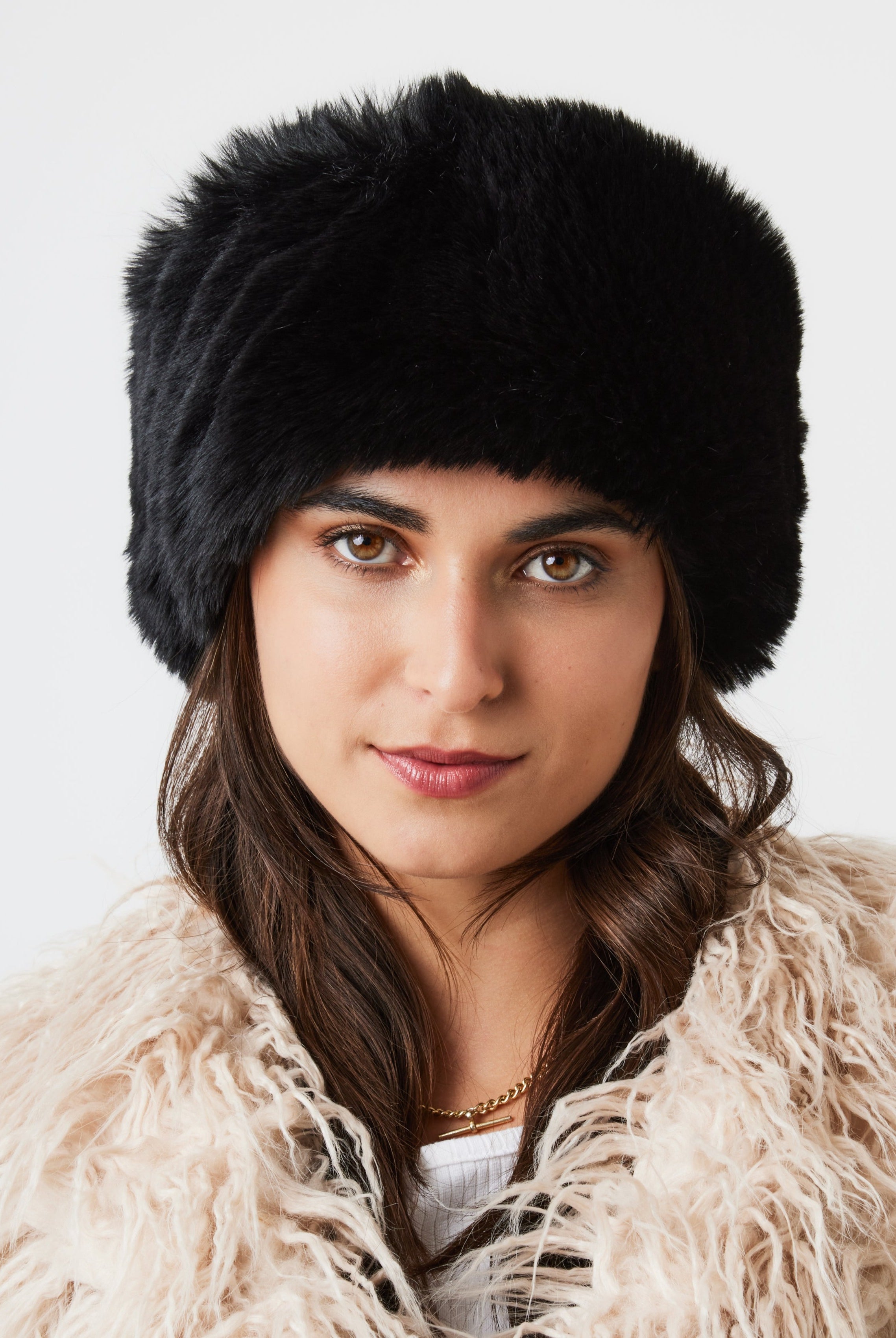Woman's Super Fluffy Faux Fur Headband in Black