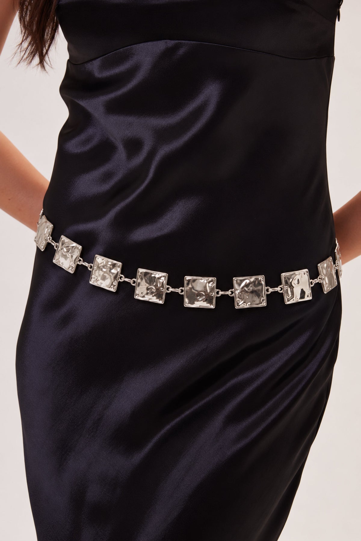 Hammered Square Chain Belt in Silver - My Accessories London