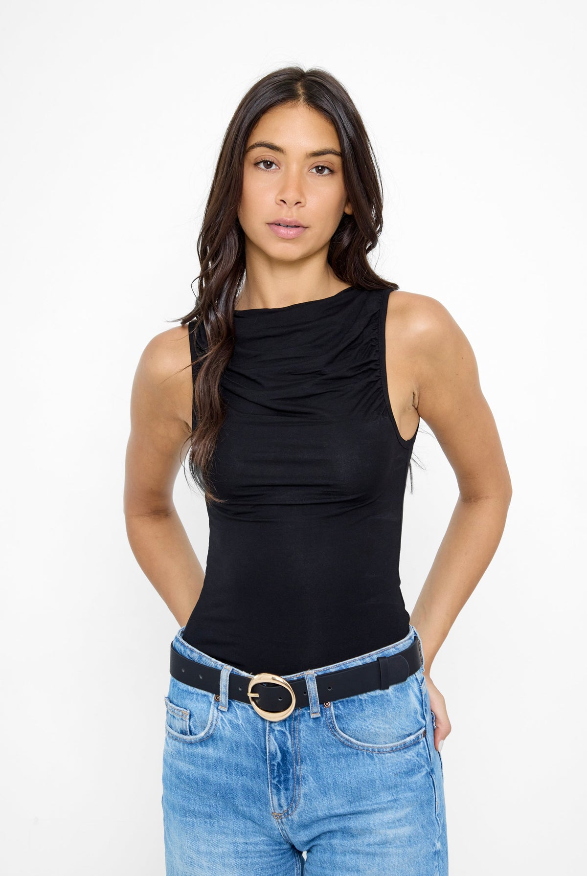 Leather Look Chunky Round Buckle belt in Black and Gold - Belt - My Accessories London