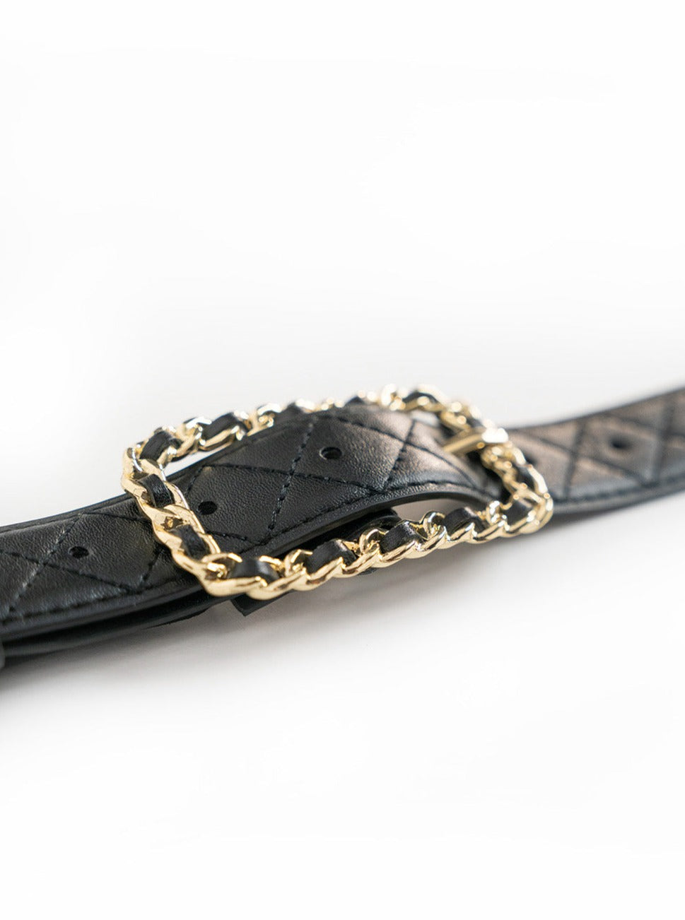 My Accessories London Quilted Chain Buckle Belt in Black | Everyday | Casual | Essential | Glam | Women | Women's | Belts | Work | Date | Old Money | Plaza Core | Twee |