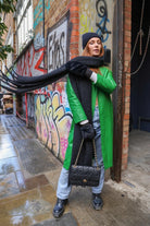 Women’s Oversized Chunky Blanket Scarf in Black