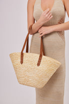 Oversized Shell Straw Beach Bag in Natural | Beach bag | Summer bag | Holiday Bag | Shell shape | Large bag | City break bag | Streetstyle | Streetwear | Straw bag | Coastal core accessories | Coastal core bag | Cottage core | Women's Accessories | Women's bags