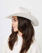 Cowboy Hat in Beige | Western | Cowboy | Cowgirl | Festival | Hat | Suede | Beige | Off white | cream | Premium | Women's | Women's accessories | Accessories | Accessory | winter | Autumn | Summer | Spring | Barbie | Costume | Outfit | Glam |  