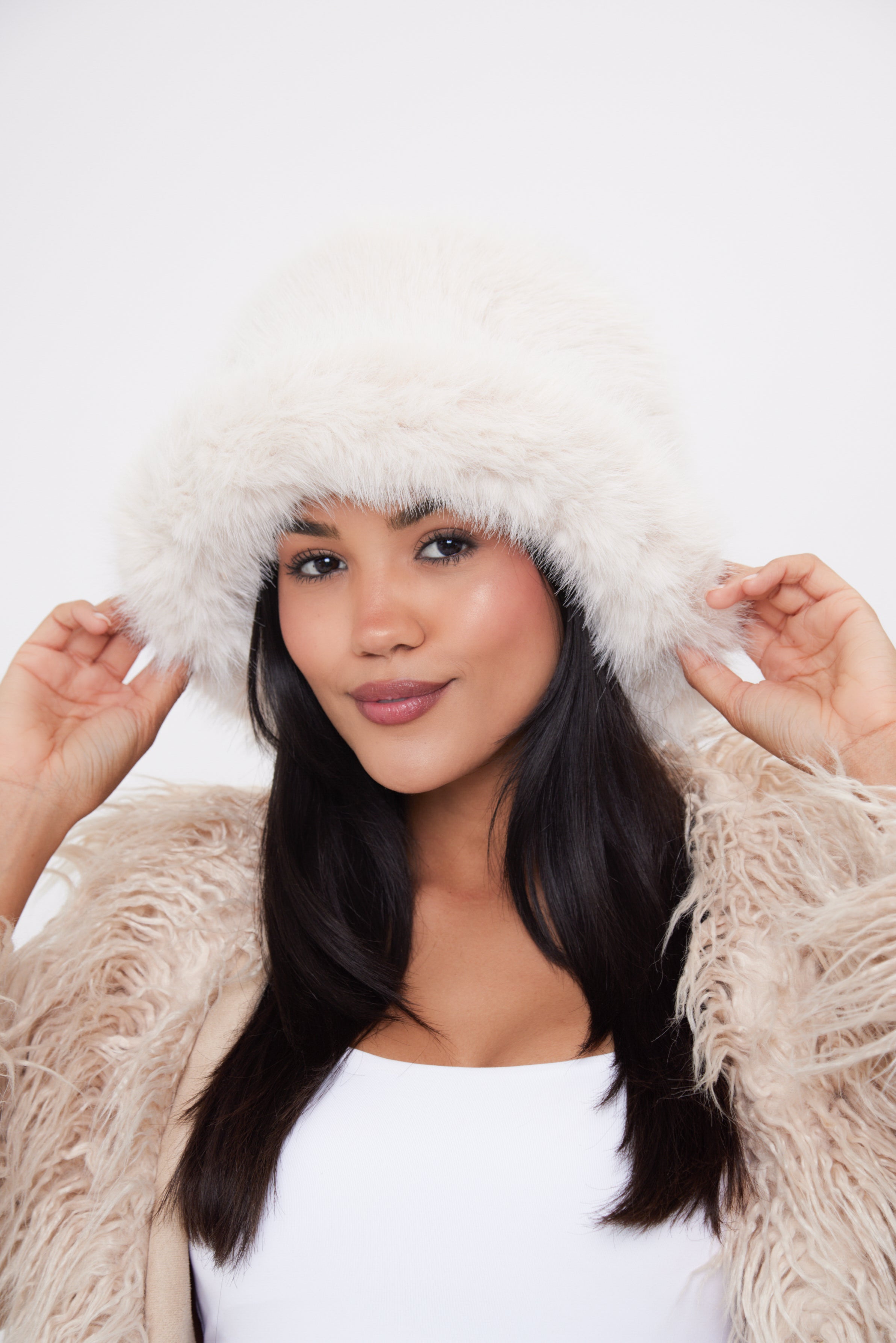 Women's stylish and ultra fluffy bucket hat made with soft faux fur in cream - My Accessories London