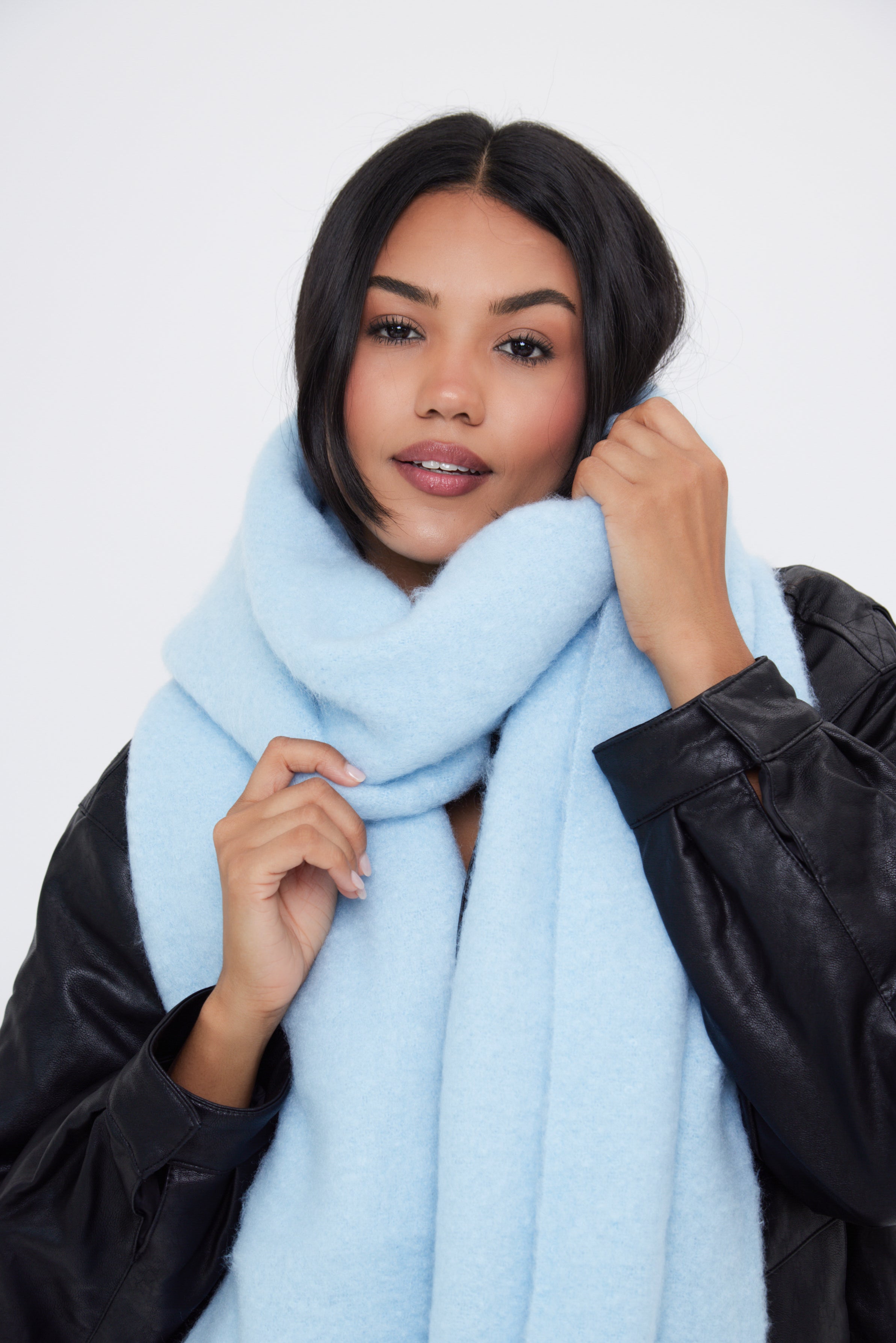 Blue scarf discount