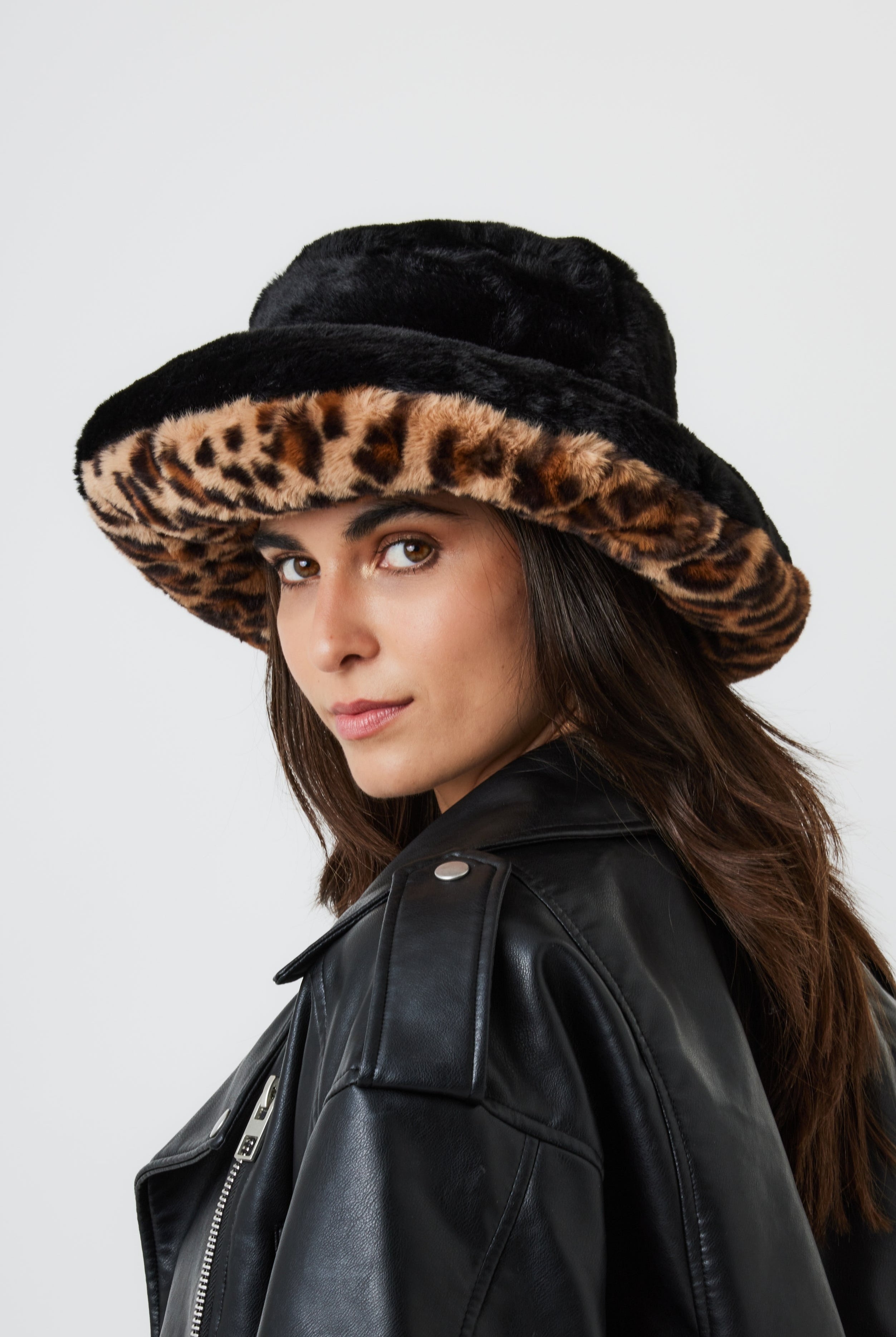 Fur Plush Bucket Hat in Leopard | Women's Accessories | Autumn | Winter | Faux Fur | 90's | Retro | Oversized bucket hat