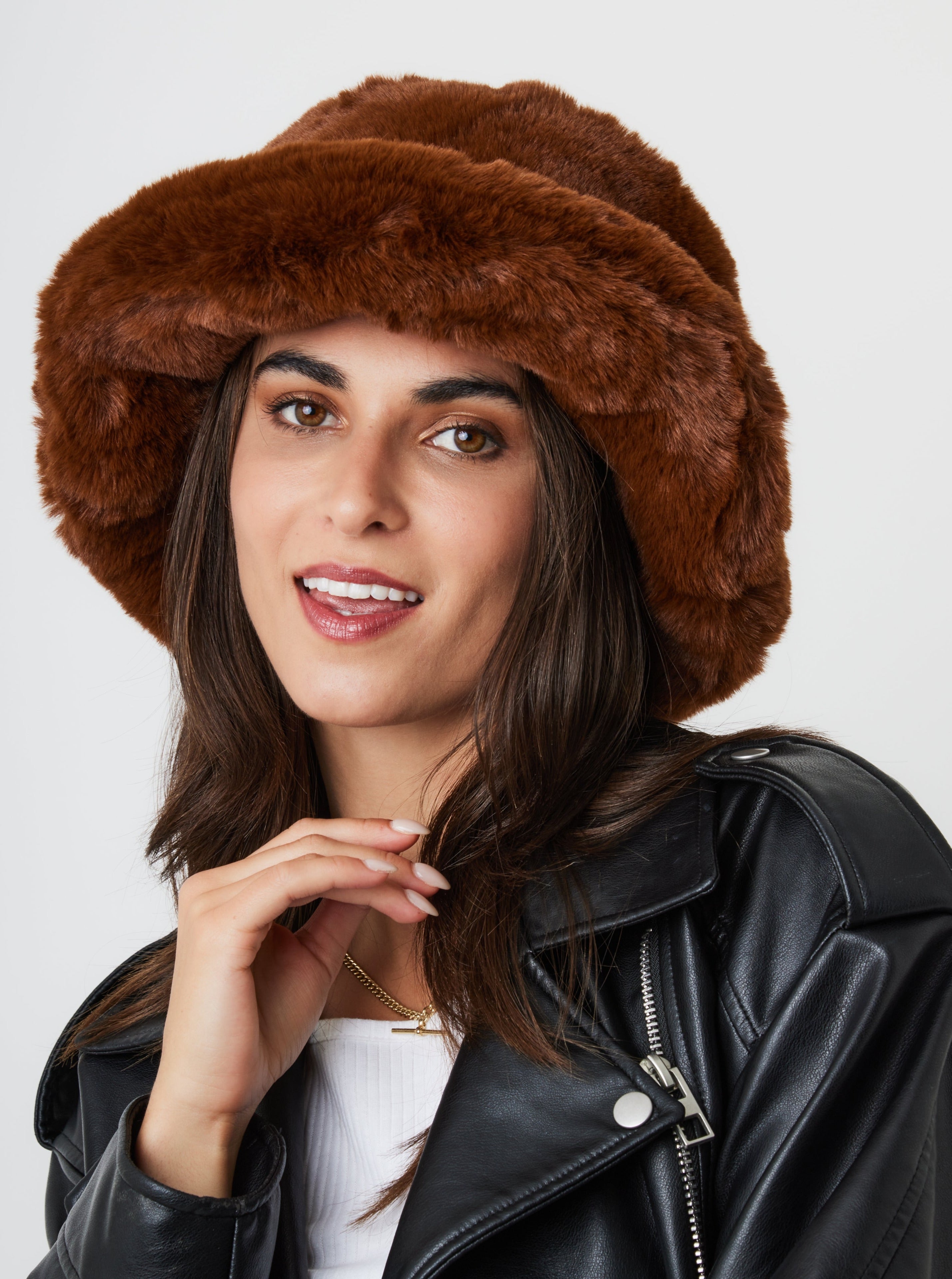 Brown faux shop fur hat