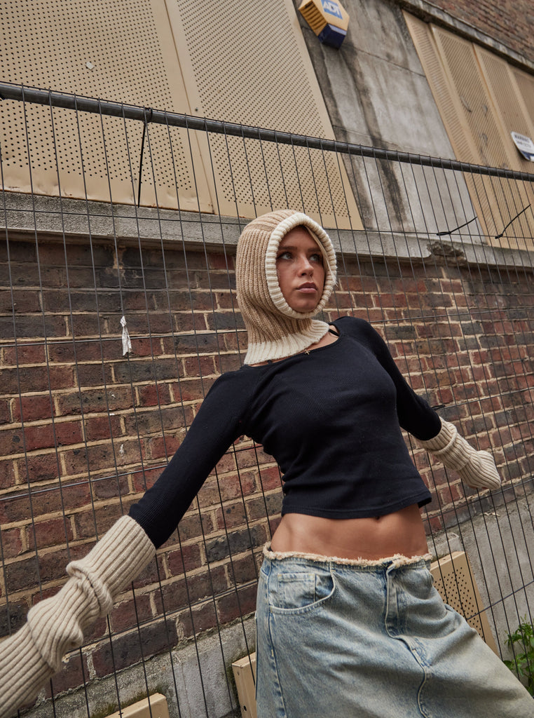 Loose Fit Ribbed Knit Balaclava in Beige | knitted | knitwear | ski | Skiing | Winter | Autumn | Plaza core | Winter Accessories | Autumn Accessories |