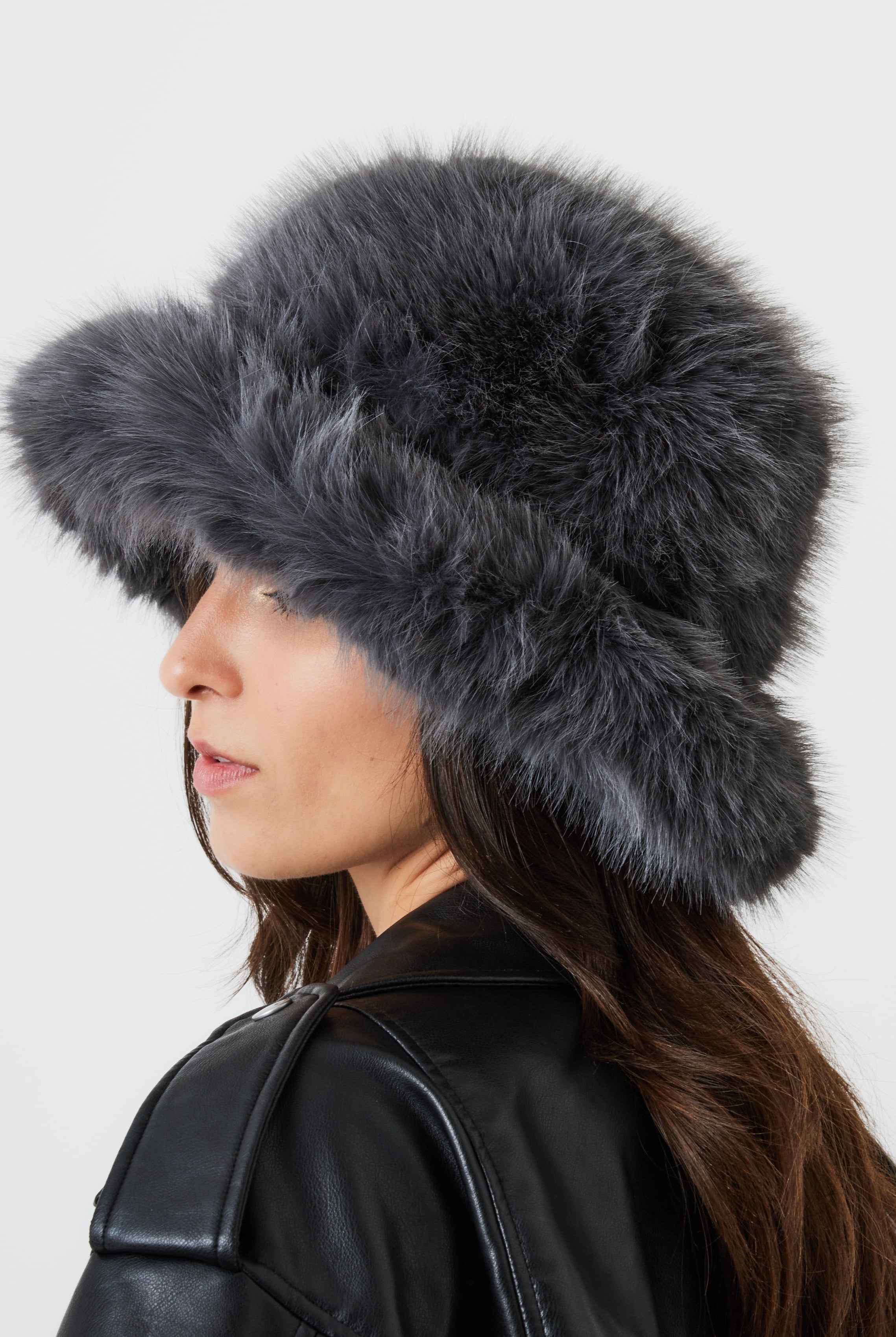 Oversized fur Bucket Hat in Grey | Hats | Hat | Winter | Autumn | Fall | Accessories | Cold weather | Ski | Oversized Fur Hat | Fluffy | Fluffy Fur Hat | Faux Fur | Vegan | Streetwear | Accessories | Women's Accessories