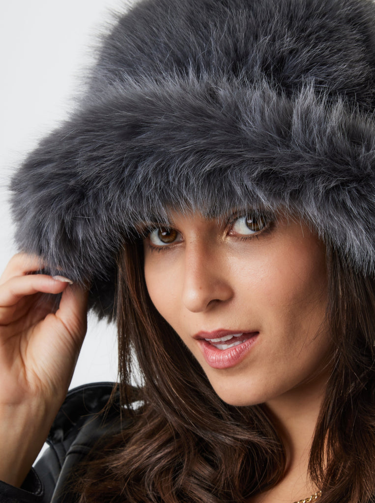 Oversized fur Bucket Hat in Grey | Hats | Hat | Winter | Autumn | Fall | Accessories | Cold weather | Ski | Oversized Fur Hat | Fluffy | Fluffy Fur Hat | Faux Fur | Vegan | Streetwear | Accessories | Women's Accessories