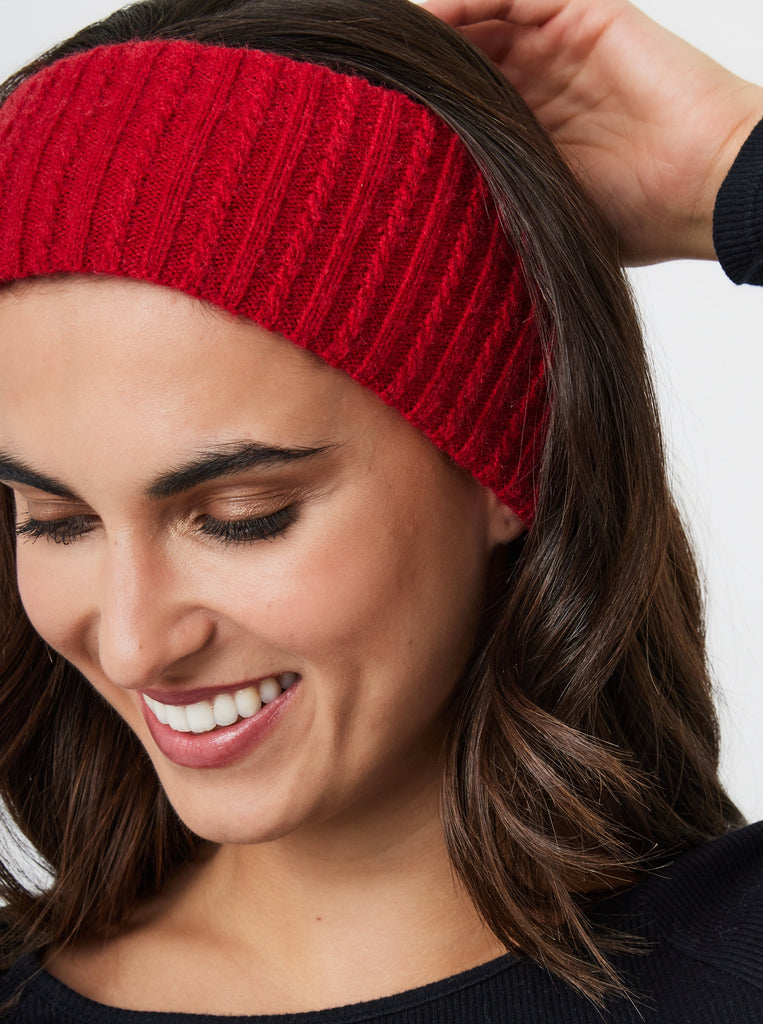 Cable Knit Headband in Red | Knitwear | Knitted | Hair Accessories | Winter | Autumn | Weird Girl | Old Money | Ski | Skiing | Ski Accessories | Ski Season | Women | Women's Accessories | Winter Accessories | Autumn Accessories | Fall | Fall Accessories | Streetwear | Streetstyle | Y2k | Grunge | 