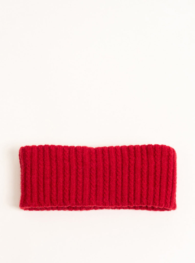 Cable Knit Headband in Red | Knitwear | Knitted | Hair Accessories | Winter | Autumn | Weird Girl | Old Money | Ski | Skiing | Ski Accessories | Ski Season | Women | Women's Accessories | Winter Accessories | Autumn Accessories | Fall | Fall Accessories | Streetwear | Streetstyle | Y2k | Grunge |