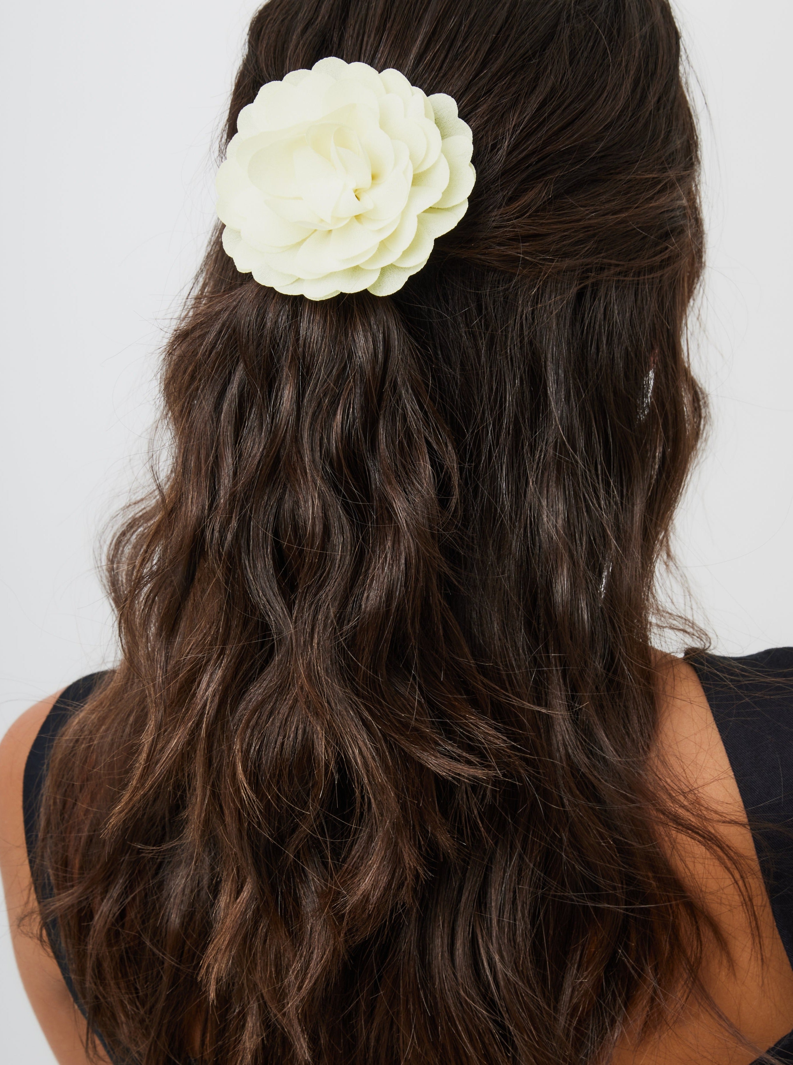 Cream flower hair accessories discount