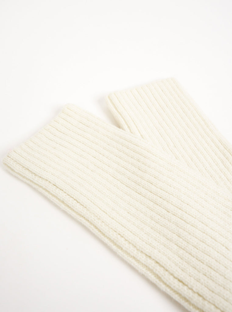 Knitted Leg Warmers in Cream | Knitwear | Ribbed | Coquette | Lolita | Soft e girl | Y2k | 90s | Plaza Core | Indie | Elevated Indie | Balletcore | Ballet sleaze | Women | Winter Accessories | Autumn Accessories | Fall Accessories | Ski | Skiing |