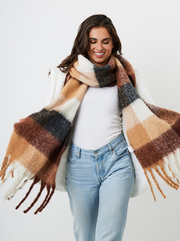 Check Chunky Soft Scarf in Brown | Winter | Autumn | Check | Blanket Scarf | Super Soft Scarf | Oversized Scarf | Winter Accessories | Autumn Accessories | Fall Accessories | Fall Style | Autumn Style | Plaza Core | Women | Women's Accessories