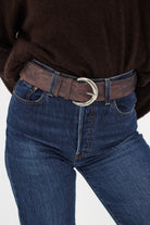 Women’s Wide Pony Skin Belt in Brown 