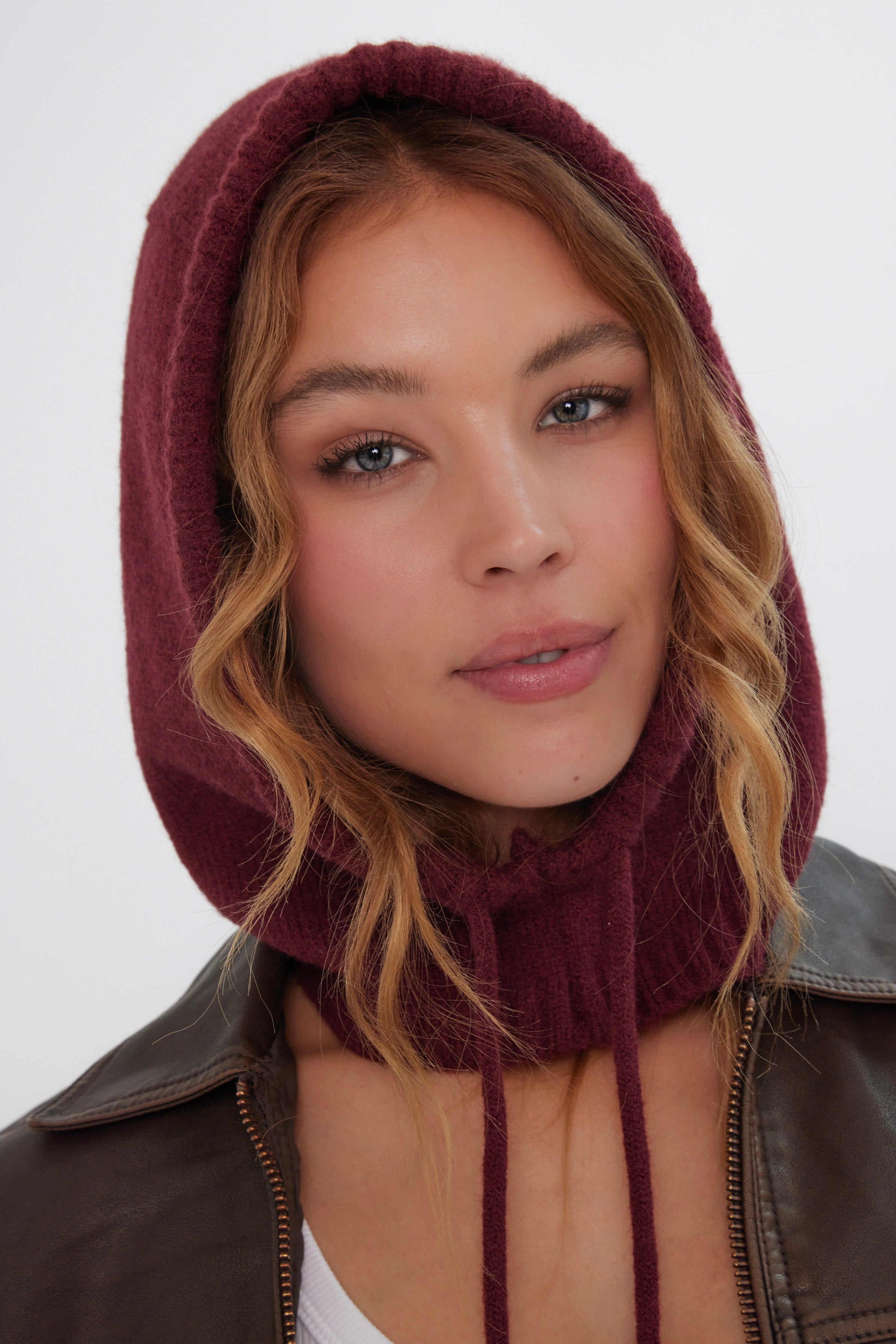 Women’s Drawstring Balaclava in Burgundy 