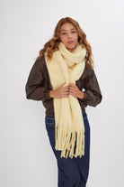 Women’s Oversized Chunky Blanket Scarf in Butter Yellow