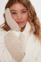 Women’s Cable Knit Mittens in Cream 