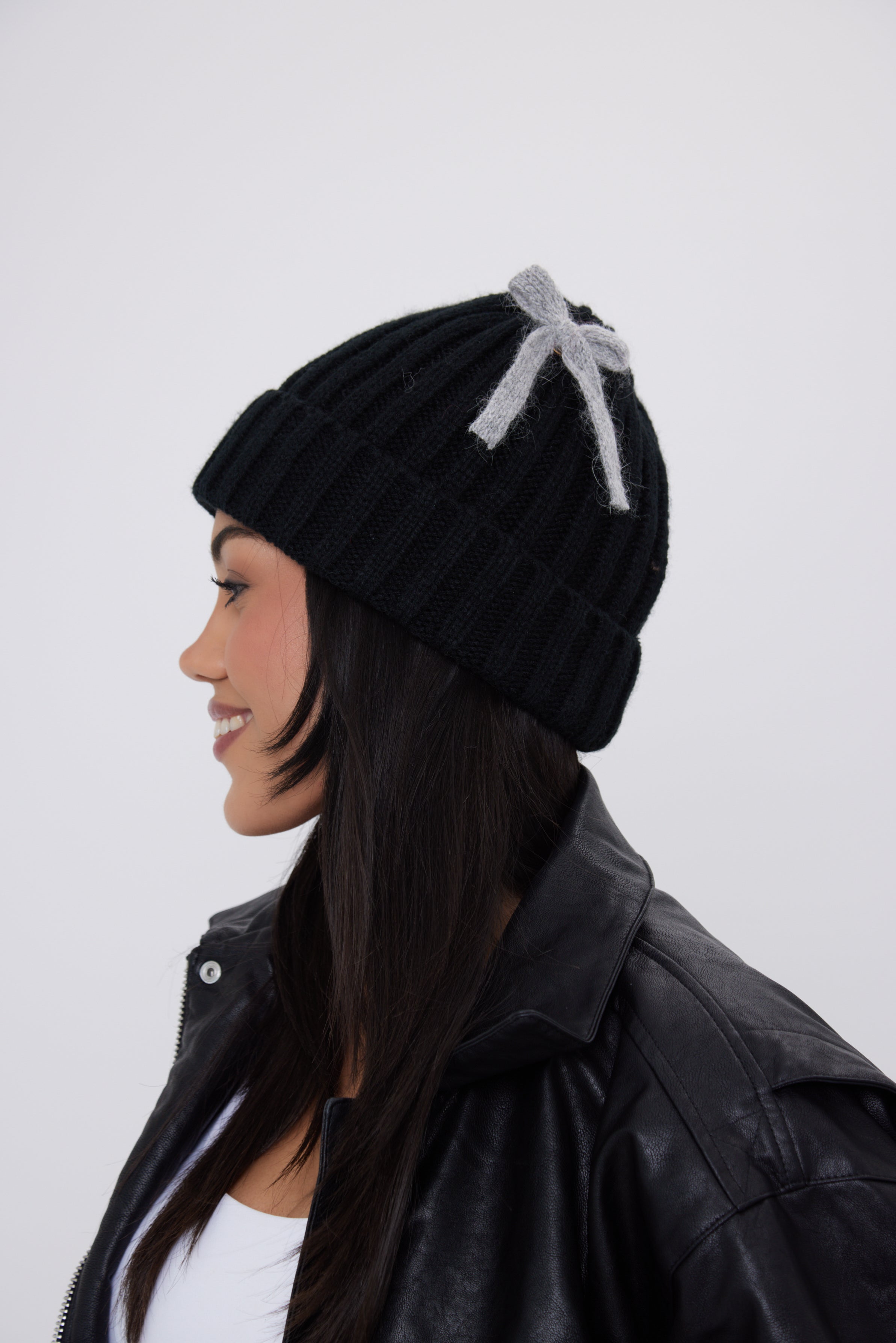 Woman's Mohair Beanie with Bows in Black