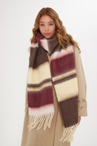 Women’s Oversized Chunky Blanket Scarf in Multicoloured Stripe