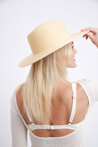 Women’s Wide Brim Raffia Fedora in Natural Beige
