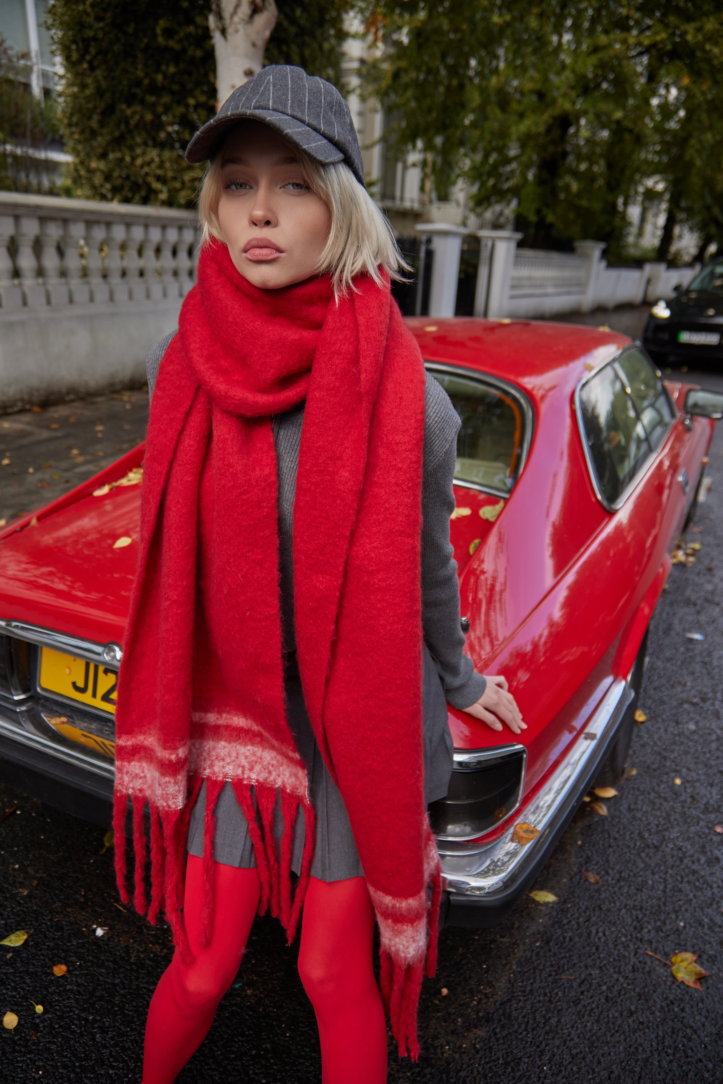 Woman's Oversized Chunky Blanket Scarf with Stripe Detail in Red and White