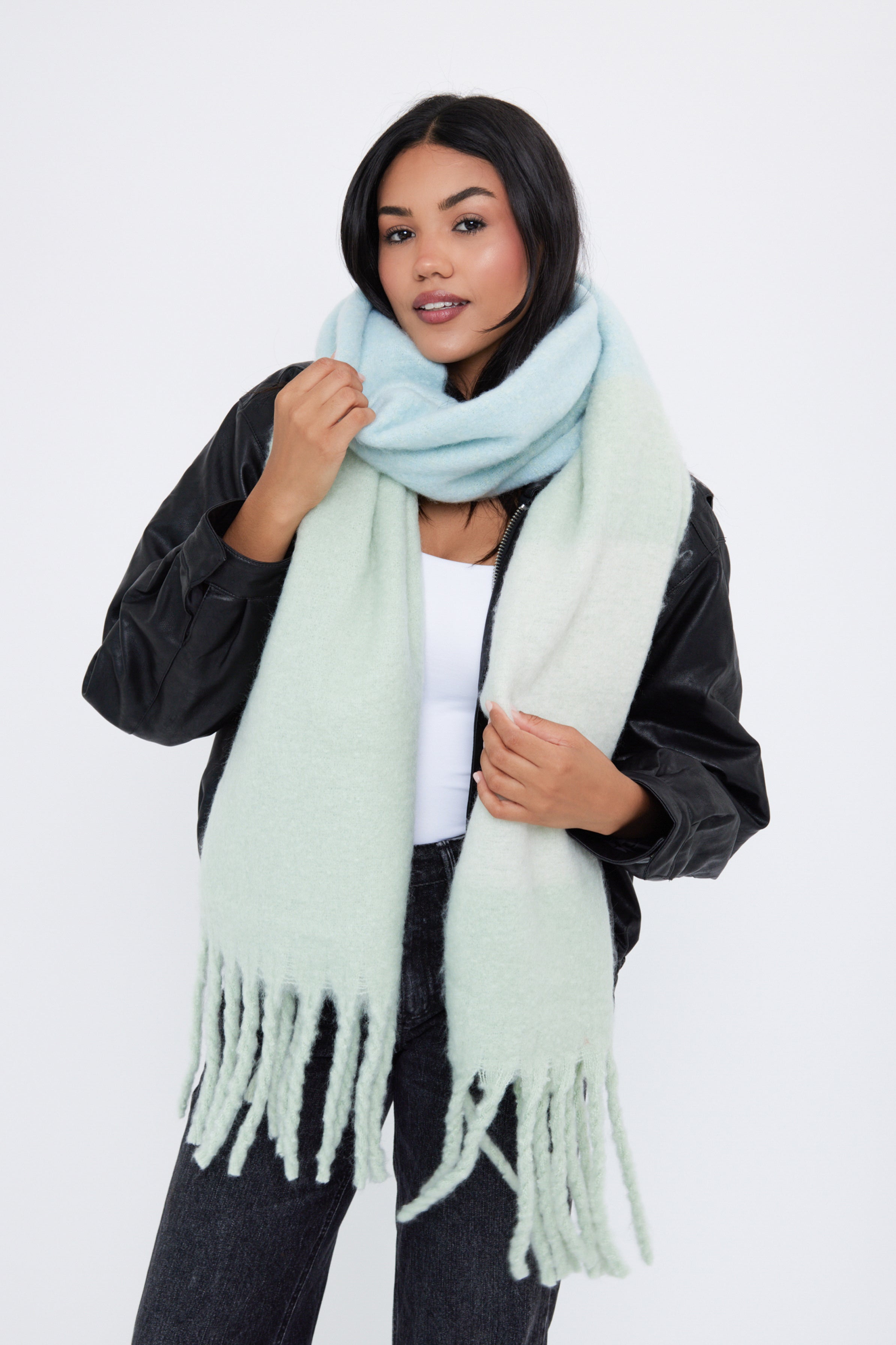 Woman's Oversized Chunky Blanket Stripe Scarf in Blue and Green