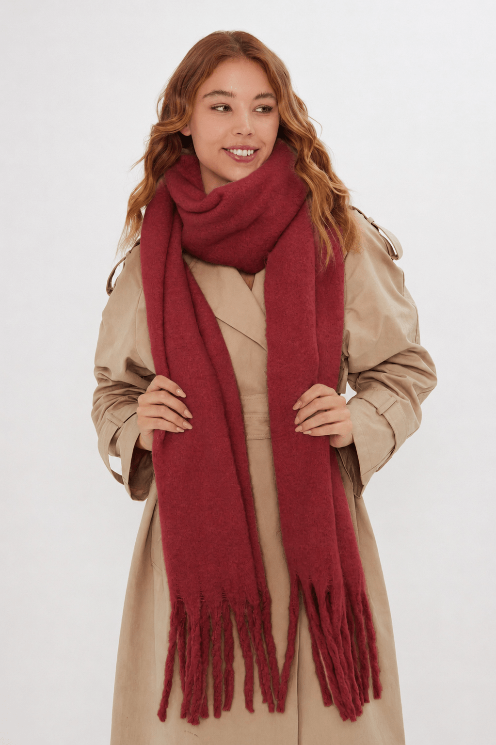 Women's Oversized Chunky Boucle Scarf in Rust Red