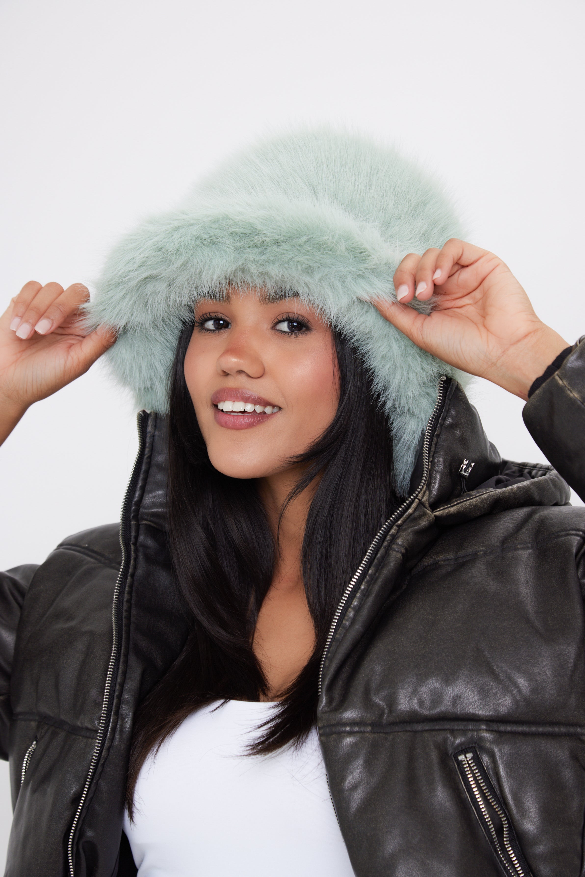 Women's Oversized Fur Bucket Hat in Mint Green