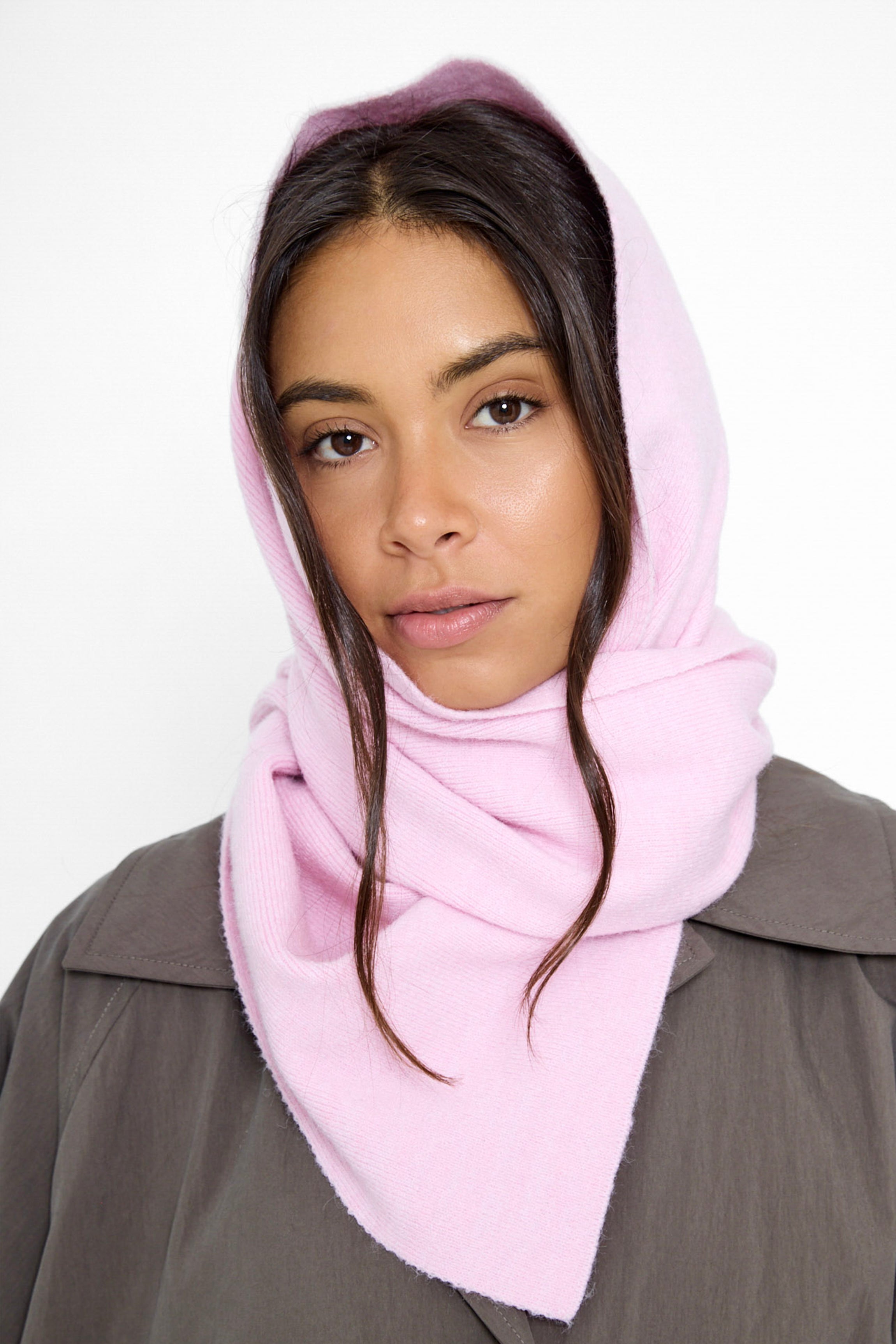 Women's Plain Knitted Scarf in Pink